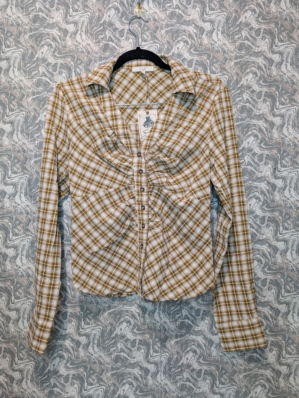 NWT Easel Button Down Blouse Size Small